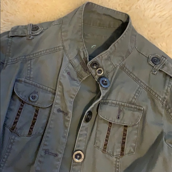 Jacket - Picture 2 of 4